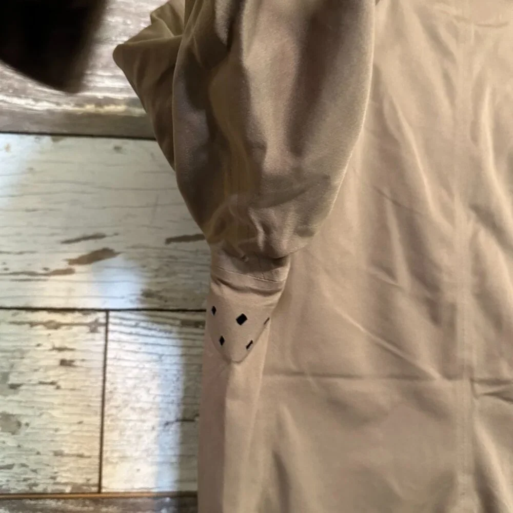 NWOT Nau Brown SSI Courier Windshirt Light weight Windbreaker Jacket - Picture 4 of 4